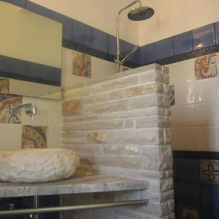 A Casa Di Lina